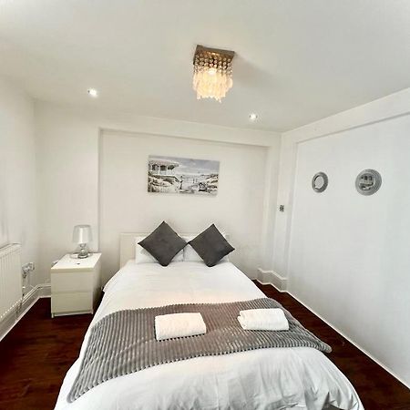 Canary Wharf Holiday Rooms London Eksteriør bilde