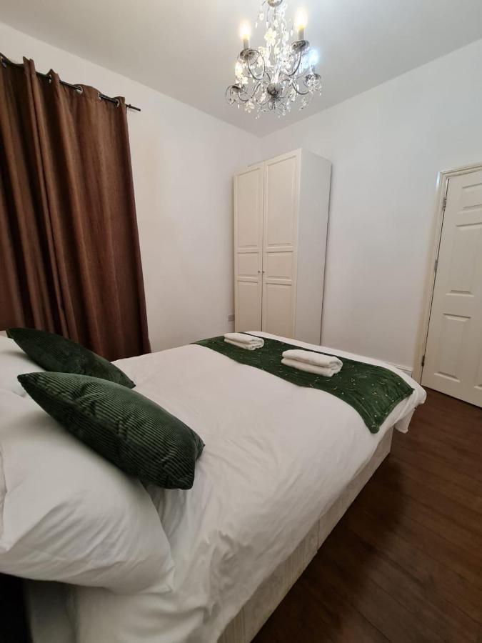 Canary Wharf Holiday Rooms London Eksteriør bilde