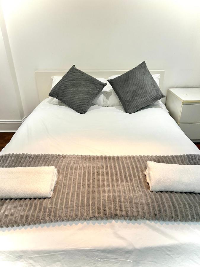 Canary Wharf Holiday Rooms London Eksteriør bilde