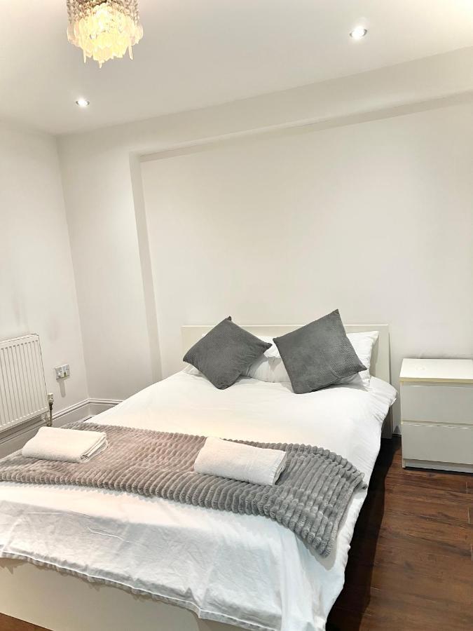 Canary Wharf Holiday Rooms London Eksteriør bilde