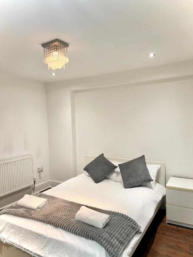 Canary Wharf Holiday Rooms London Eksteriør bilde